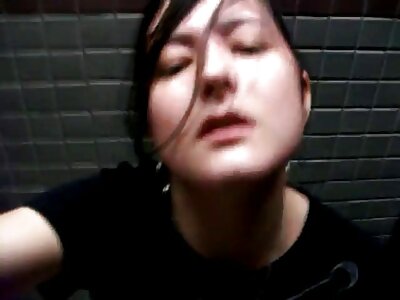 عاهرة الكلبة لها المطاط ساكس مترجم عربي الديك