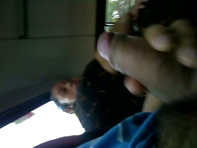 الرجل بذكاء تستخدم كل سكش مترجم عربي من ماري الرطب الثقوب