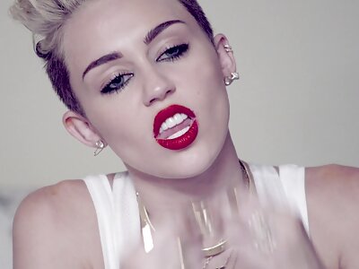 فتاة جنس اجنبي مترجم مثالية الجسم