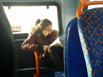 استيقظ المريض ثم سكس مترجم عربى مقابل المال قبلته