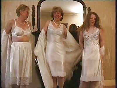 كبير الثدي سكس بورنو مترجم عربي في الحمام.