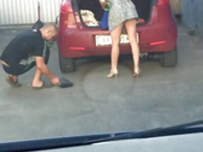 فتاة مقابل موقع افلام سكس مترجم عربي المال مستعدة لأي شيء